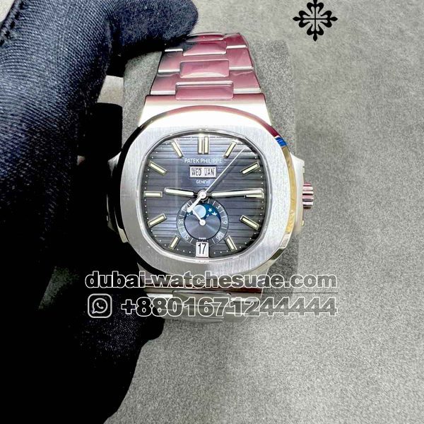 Patek Philippe Nautilus 5711/1 A 018 In Dubai, Dubai, United Arab Emirates  For Sale (12518238)