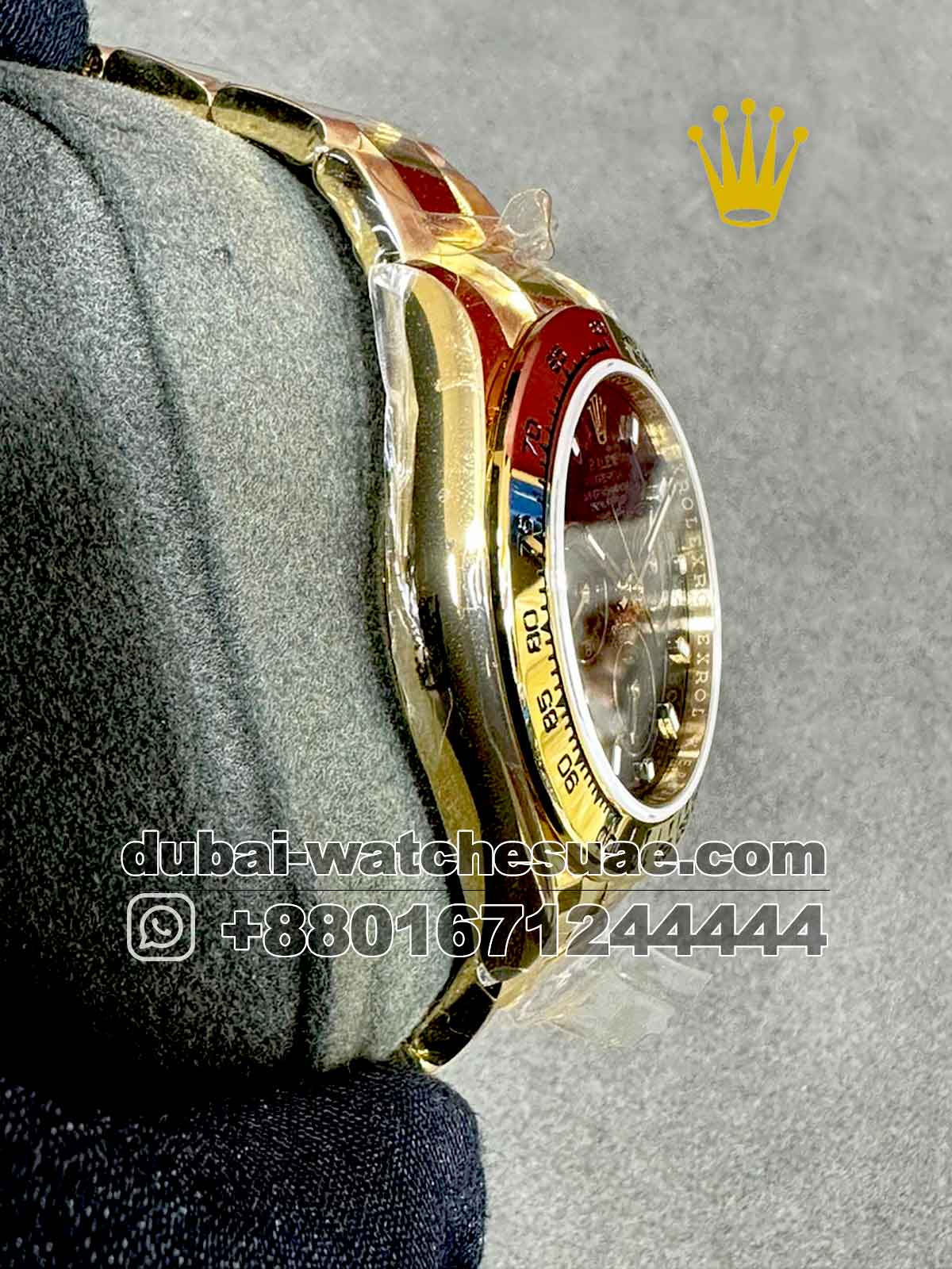 Replica Rolex Cosmograph Daytona 40 mm Gold Black Dial
